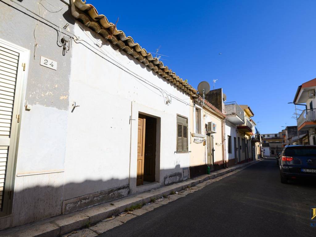 casa indipendente in vendita a Santa Croce Camerina
