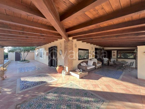 casa indipendente in vendita a Santa Croce Camerina in zona Casuzze/Kaukana