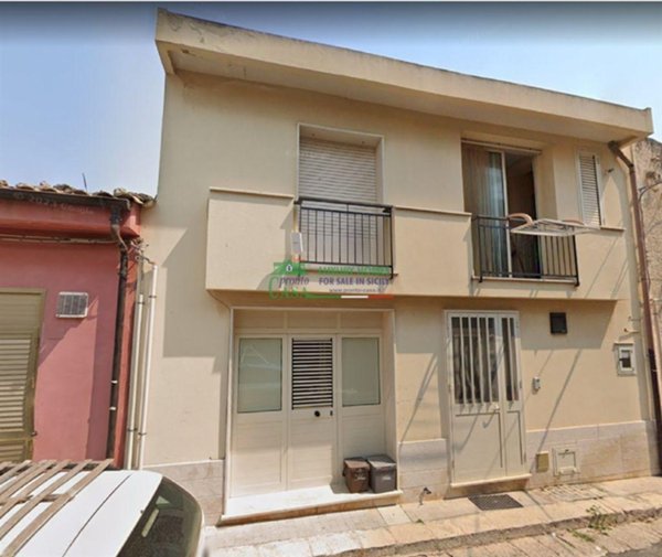 casa indipendente in vendita a Santa Croce Camerina