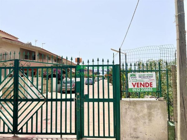 appartamento in vendita a Santa Croce Camerina in zona Punta Braccetto