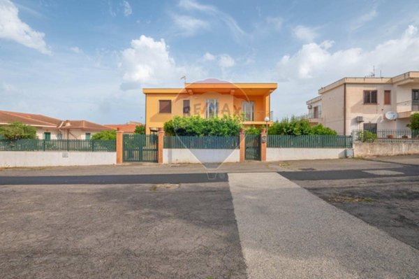 casa indipendente in vendita a Santa Croce Camerina in zona Punta Secca