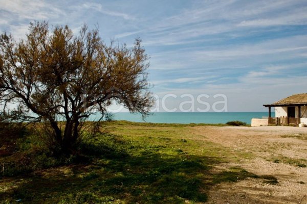 casa indipendente in vendita a Santa Croce Camerina in zona Punta Braccetto
