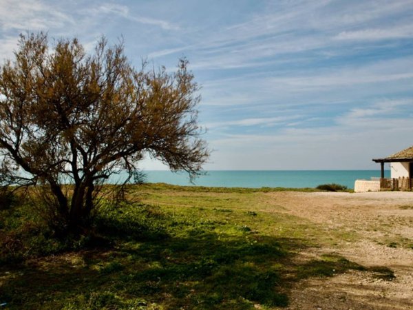 casa indipendente in vendita a Santa Croce Camerina in zona Punta Braccetto