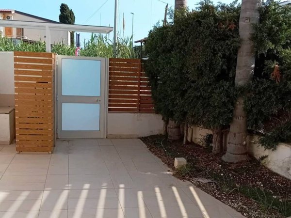 casa indipendente in vendita a Santa Croce Camerina in zona Casuzze/Kaukana