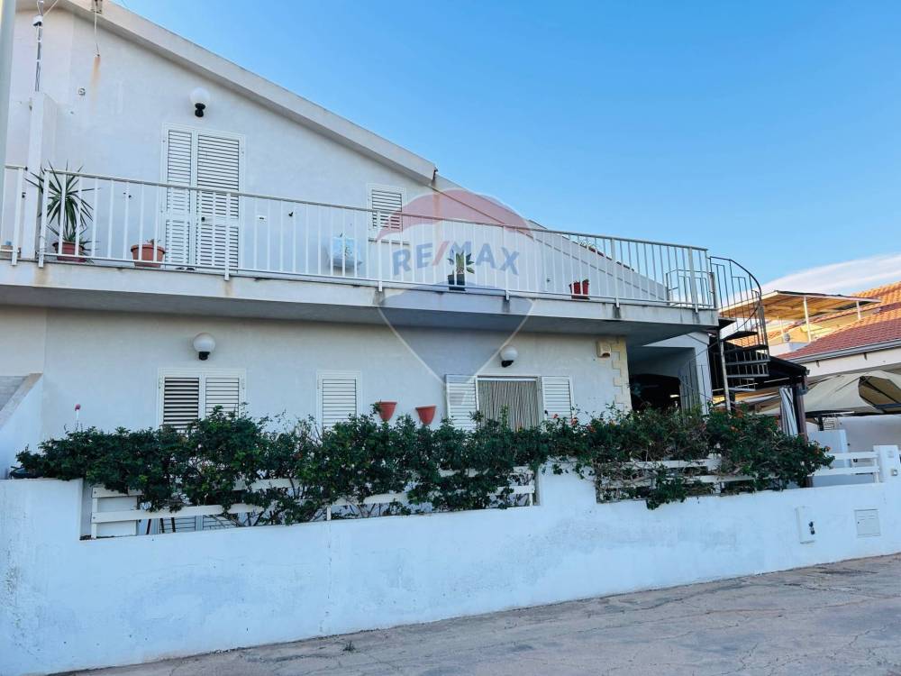 casa indipendente in vendita a Santa Croce Camerina in zona Casuzze/Kaukana