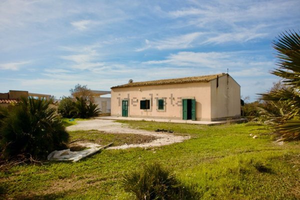 appartamento in vendita a Santa Croce Camerina in zona Punta Braccetto