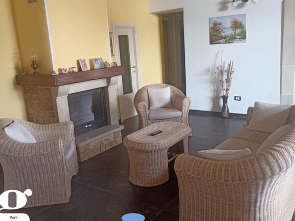 casa indipendente in vendita a Santa Croce Camerina