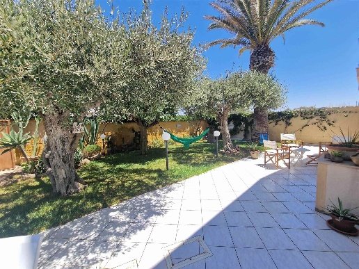 casa indipendente in vendita a Santa Croce Camerina in zona Punta Braccetto