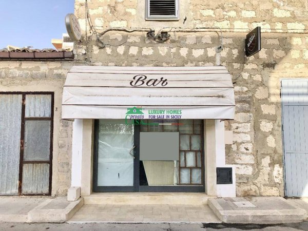 casa indipendente in vendita a Santa Croce Camerina