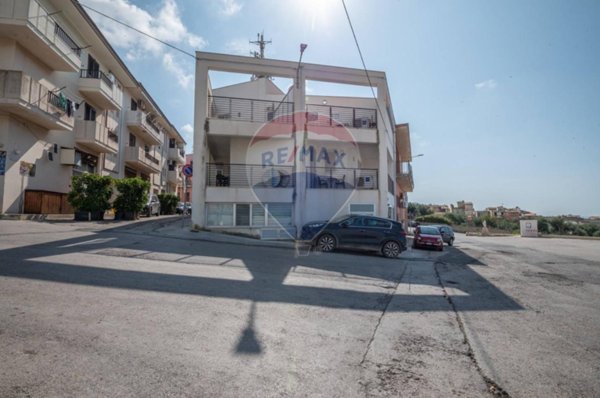 casa indipendente in vendita a Santa Croce Camerina