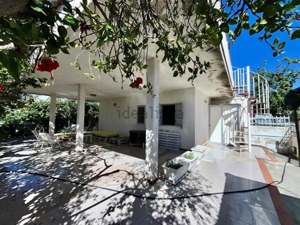 casa semindipendente in vendita a Santa Croce Camerina