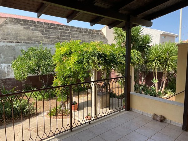 casa indipendente in vendita a Santa Croce Camerina in zona Casuzze/Kaukana