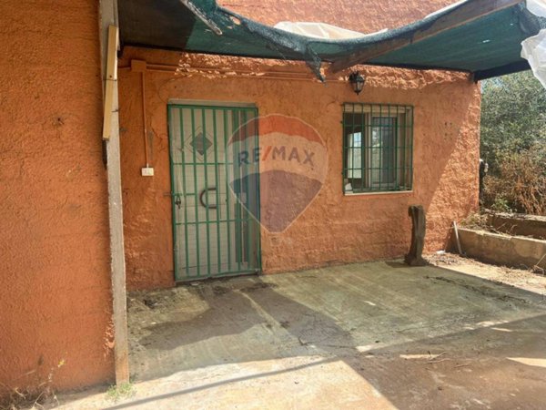 casa indipendente in vendita a Santa Croce Camerina in zona Punta Secca