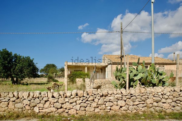 terreno agricolo in vendita a Santa Croce Camerina in zona Casuzze/Kaukana
