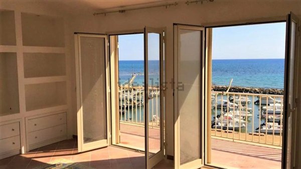 appartamento in vendita a Santa Croce Camerina in zona Punta Secca