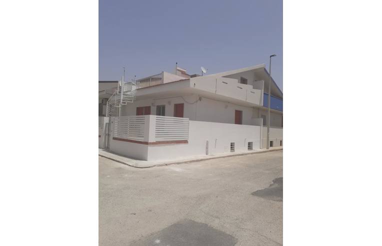 casa indipendente in vendita a Santa Croce Camerina in zona Casuzze/Kaukana