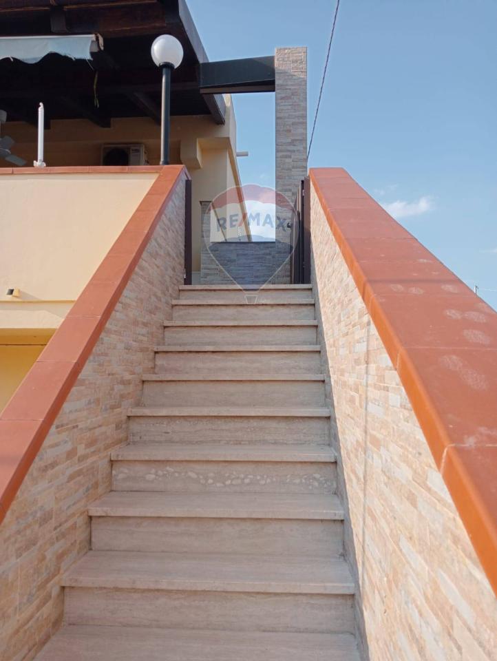 appartamento in vendita a Santa Croce Camerina in zona Punta Braccetto