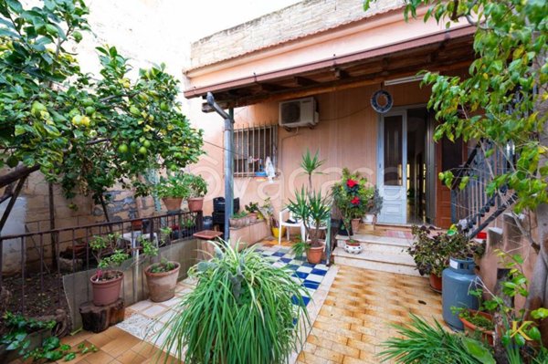 casa indipendente in vendita a Santa Croce Camerina
