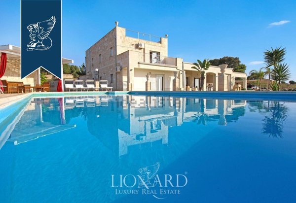 casa indipendente in vendita a Santa Croce Camerina