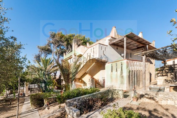 casa indipendente in vendita a Santa Croce Camerina in zona Punta Braccetto