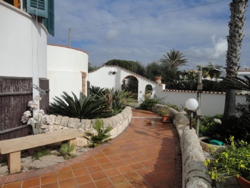 casa indipendente in vendita a Santa Croce Camerina in zona Casuzze/Kaukana