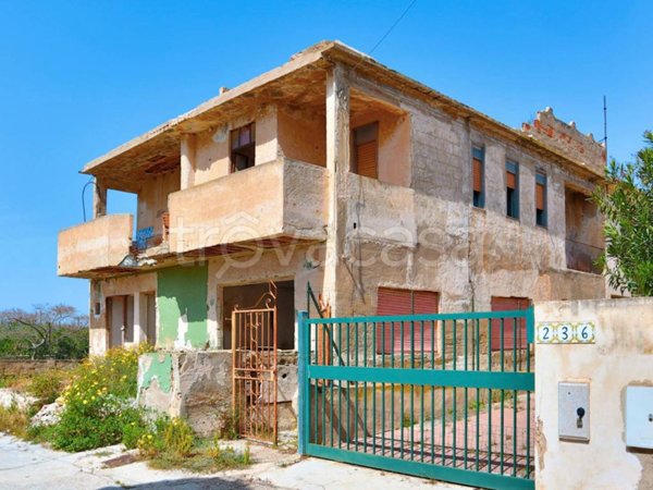 casa indipendente in vendita a Santa Croce Camerina in zona Casuzze/Kaukana