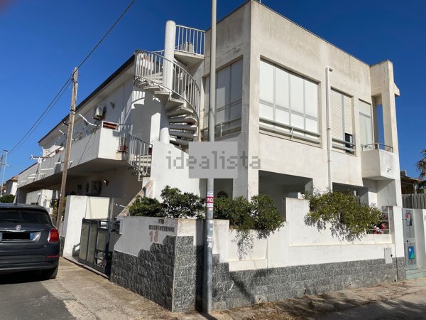 casa indipendente in vendita a Santa Croce Camerina in zona Casuzze/Kaukana