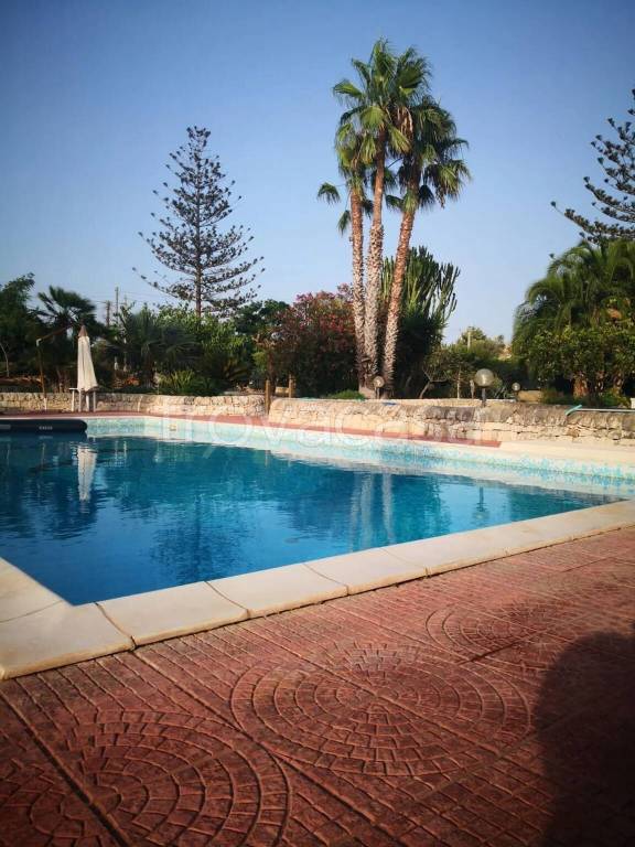 casa indipendente in vendita a Santa Croce Camerina in zona Punta Secca