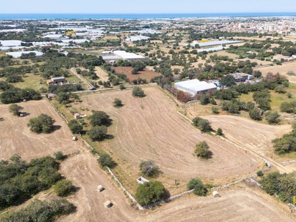 casa indipendente in vendita a Santa Croce Camerina