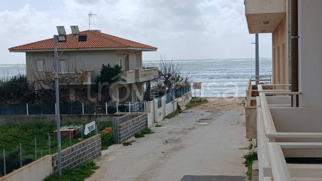 appartamento in vendita a Santa Croce Camerina in zona Punta Braccetto
