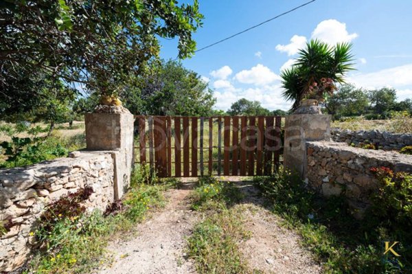 casa indipendente in vendita a Santa Croce Camerina