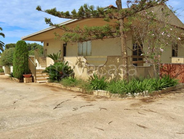 casa indipendente in vendita a Santa Croce Camerina