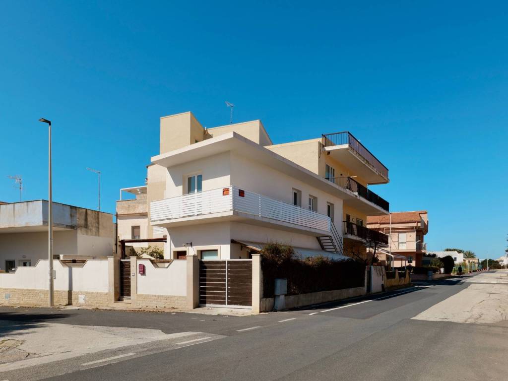 appartamento in vendita a Santa Croce Camerina in zona Casuzze/Kaukana