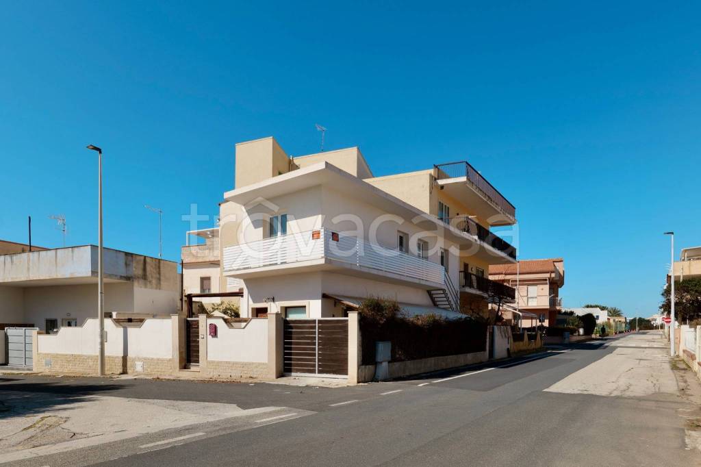 appartamento in vendita a Santa Croce Camerina in zona Casuzze/Kaukana