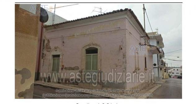 casa indipendente in vendita a Santa Croce Camerina