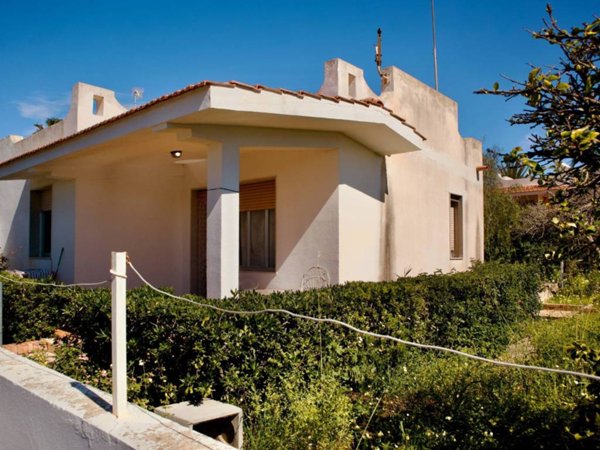 casa indipendente in vendita a Santa Croce Camerina in zona Punta Braccetto