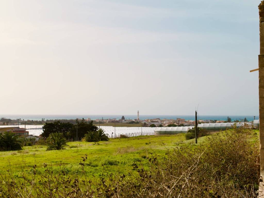 terreno agricolo in vendita a Santa Croce Camerina in zona Punta Secca