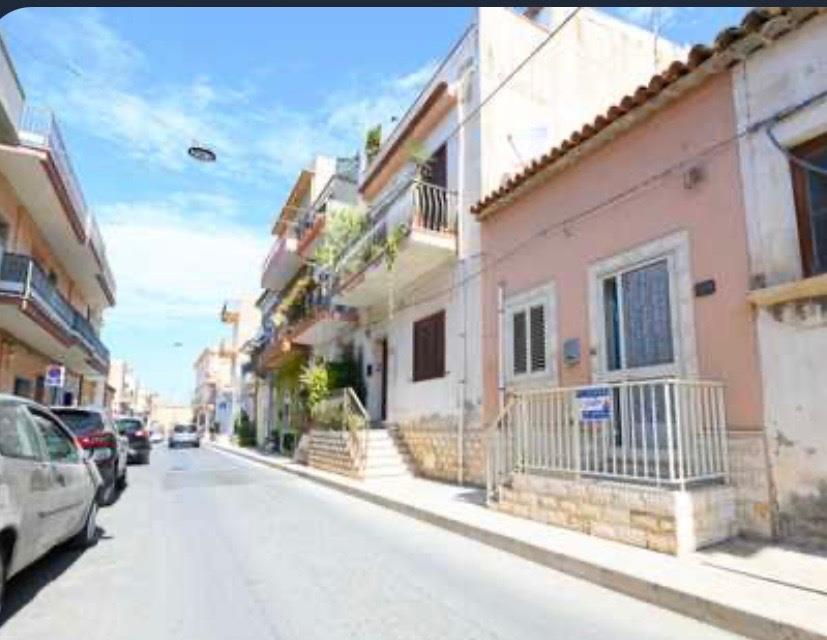 casa indipendente in vendita a Santa Croce Camerina