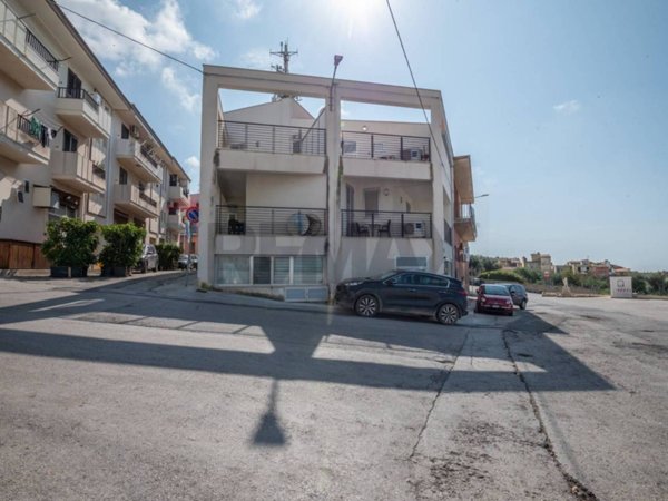 casa indipendente in vendita a Santa Croce Camerina