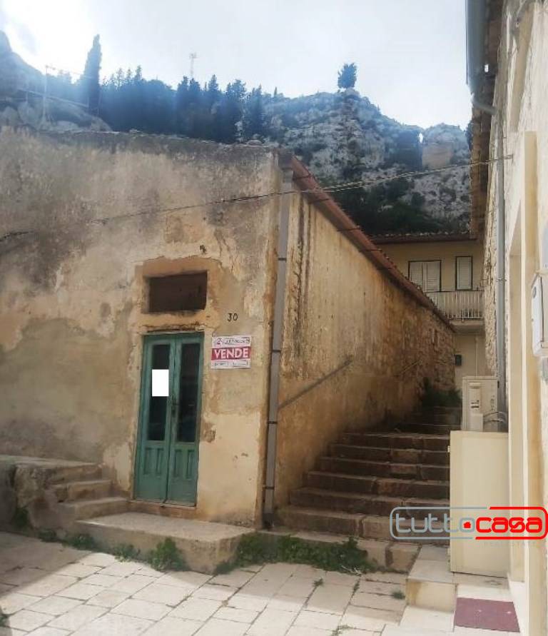 casa indipendente in vendita a Scicli