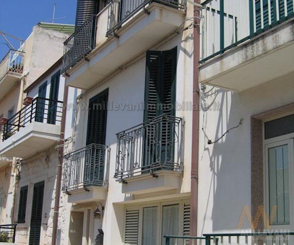 casa indipendente in vendita a Scicli in zona Donnalucata