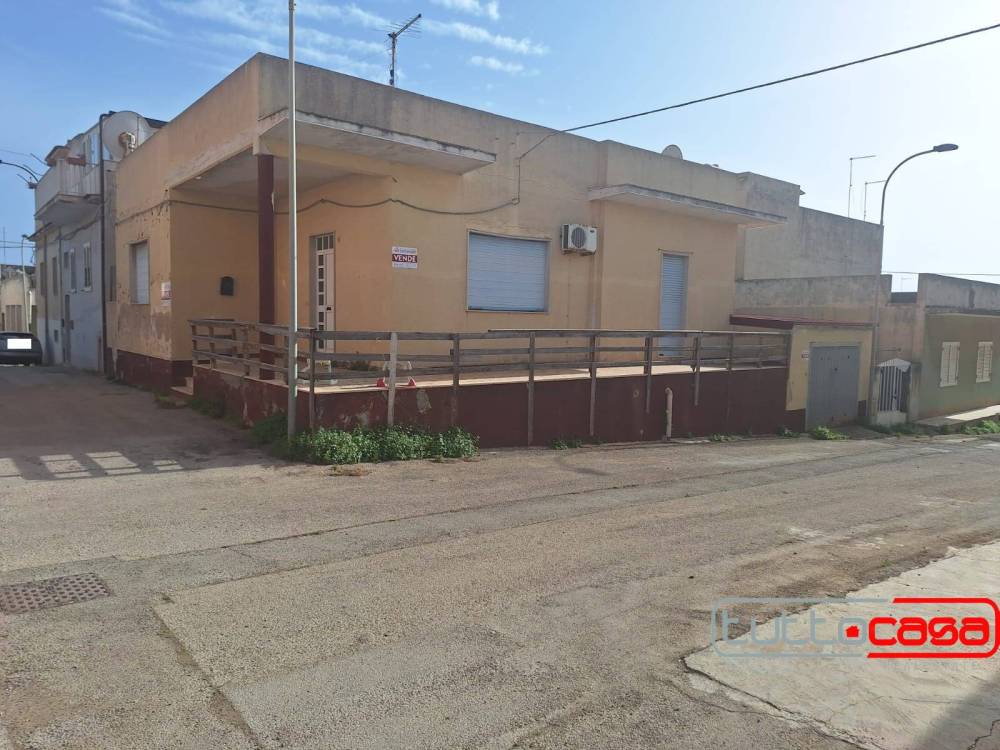 casa indipendente in vendita a Scicli in zona Cava d'Aliga