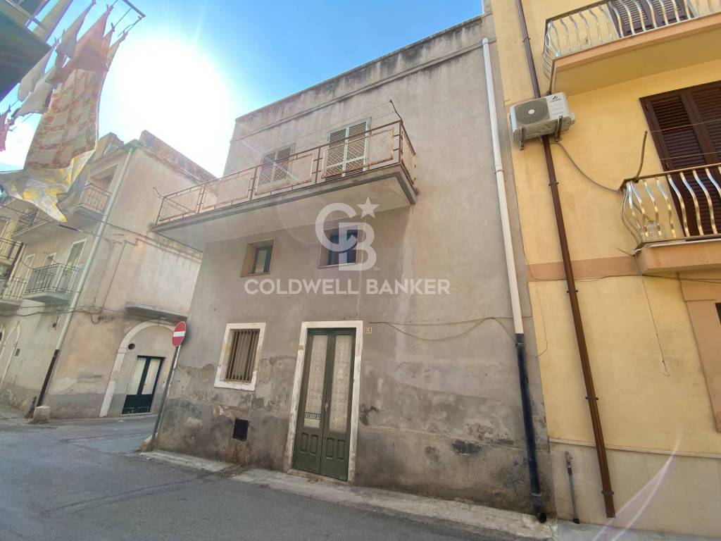 casa indipendente in vendita a Scicli