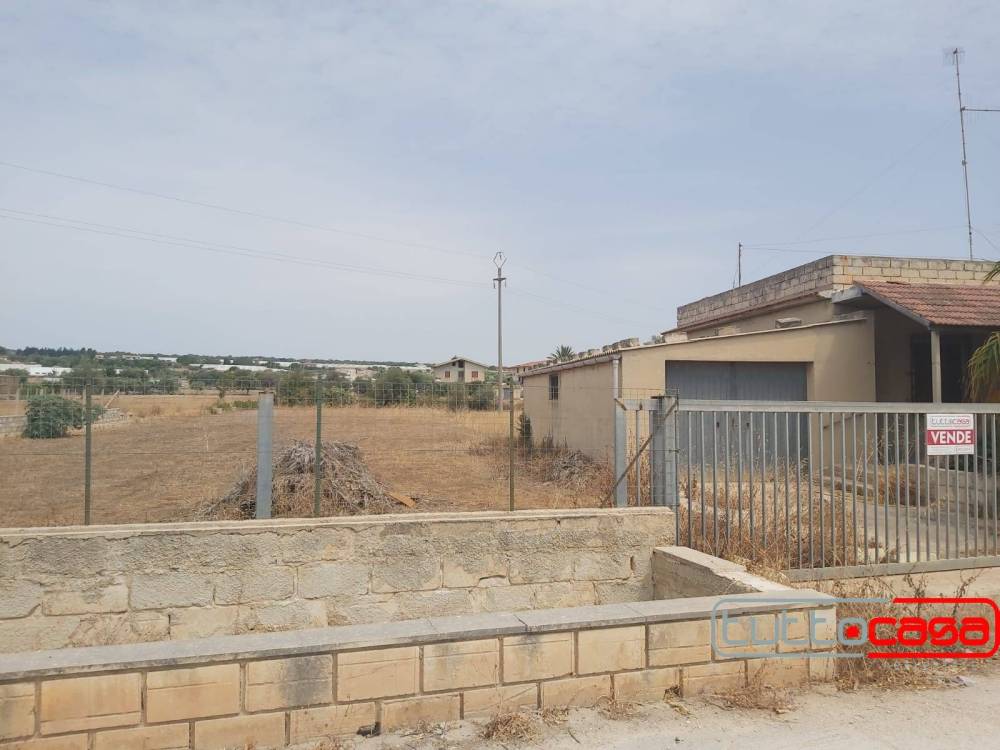 casa indipendente in vendita a Scicli in zona Donnalucata