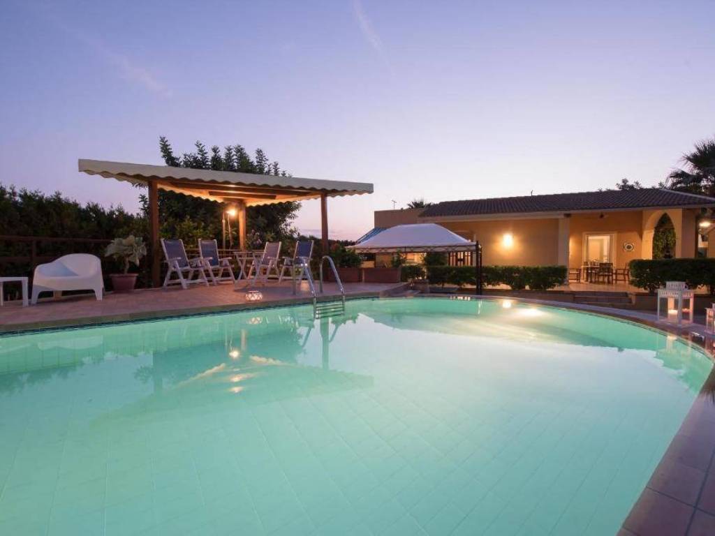 casa indipendente in vendita a Scicli in zona Sampieri