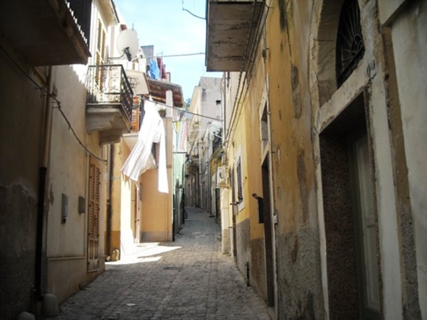 locale commerciale in vendita a Scicli