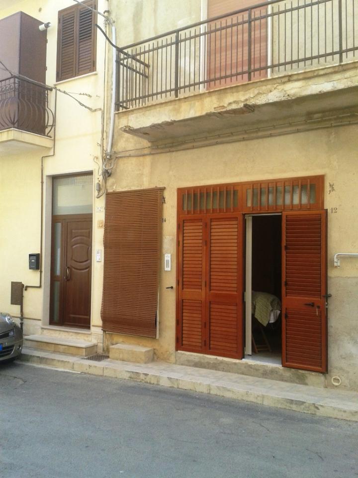 casa indipendente in vendita a Scicli