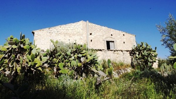 casa indipendente in vendita a Scicli