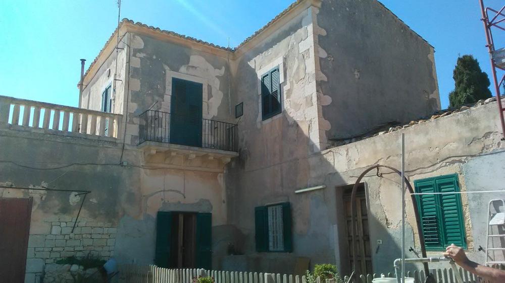 casa indipendente in vendita a Scicli in zona Sampieri