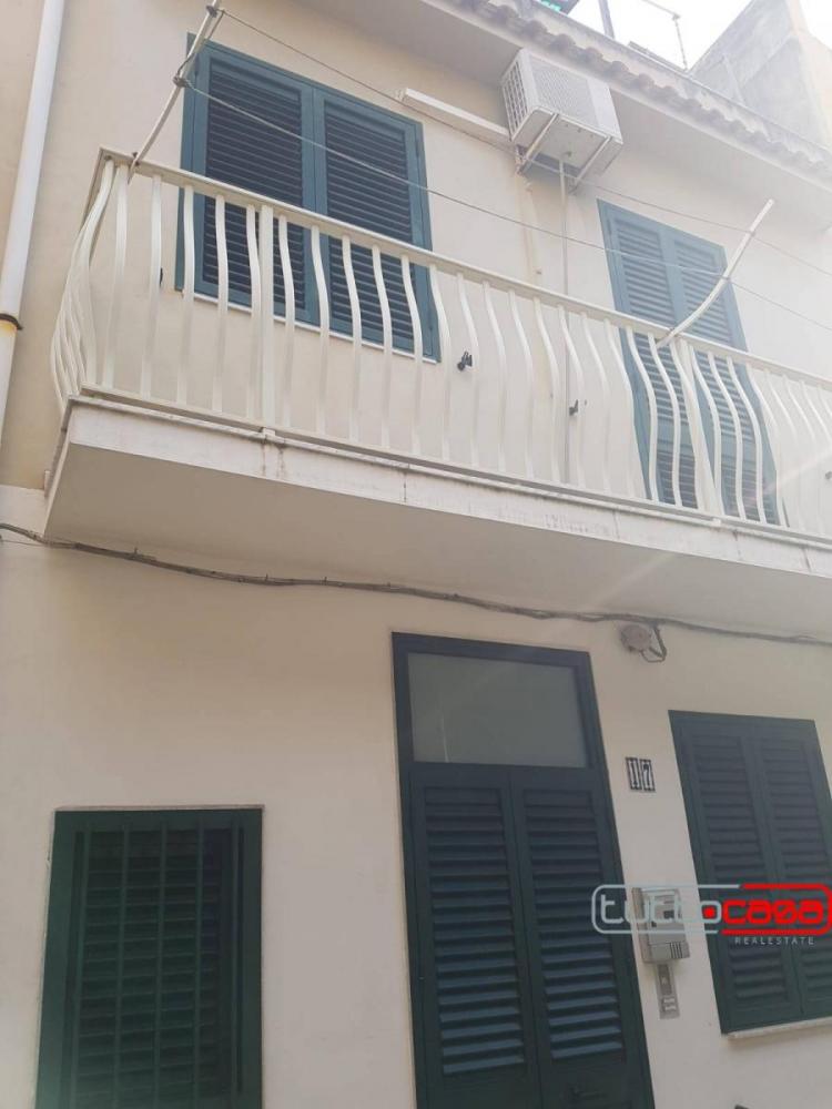 casa indipendente in vendita a Scicli